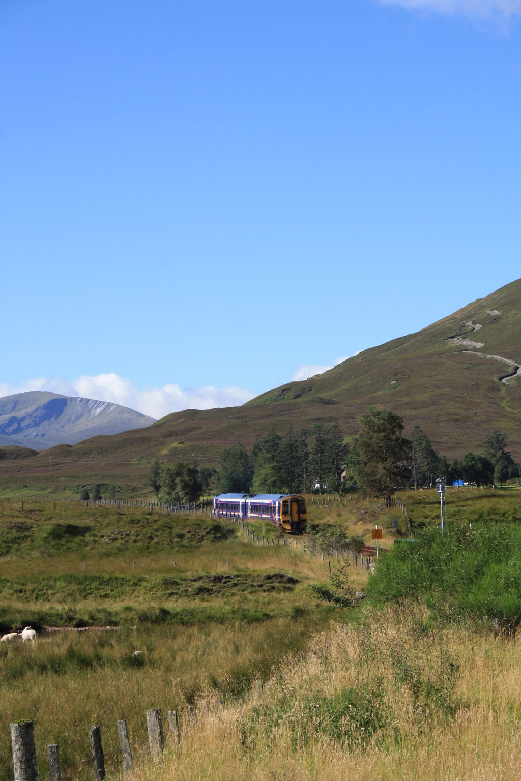 Train on the Kyle Line at Achnasheen