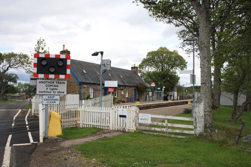 Forsinard railway station from level crossing