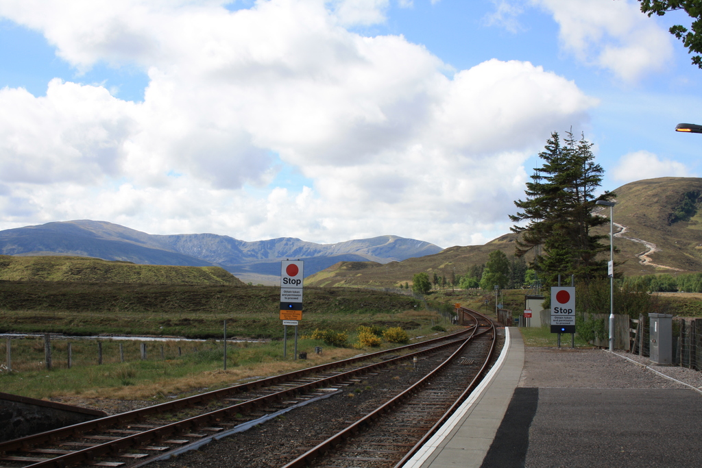 Achnasheen railway station looking west