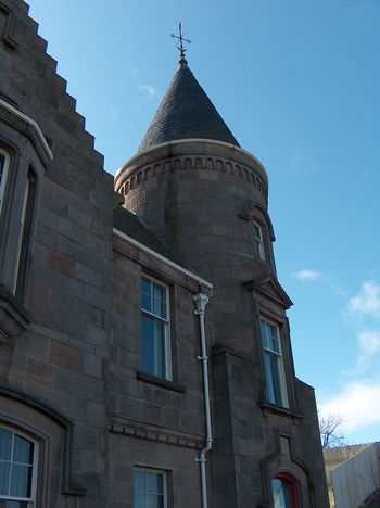 Building on Maisondieu Road, Elgin