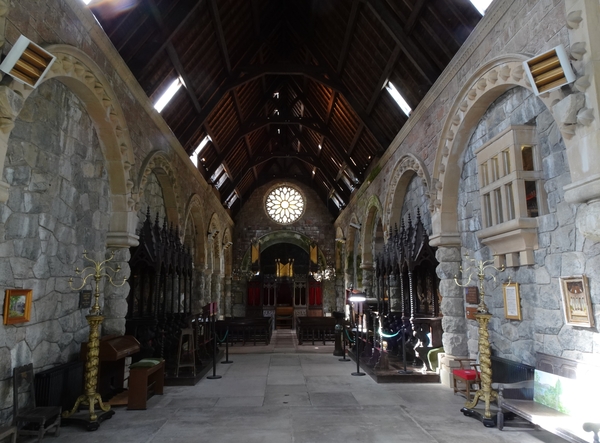 St Conan's Kirk chancel