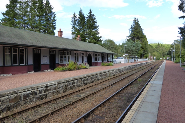 Tulloch Railway Station
